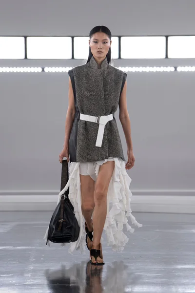 Look 36
